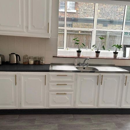 Balham, South London Spacious Guest House 5, 6 Rooms Available Londres Exterior foto