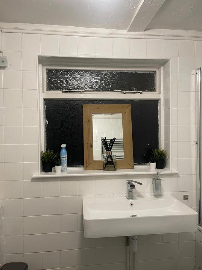 Balham, South London Spacious Guest House 5, 6 Rooms Available Londres Exterior foto
